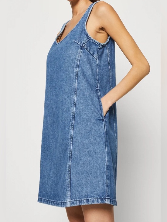 GAP Dresses & Skirts - GAP Indigo Blue Denim Scoop Tank Dress Pockets Jumper Size 14 Petite